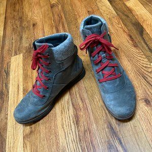Sorel Harlow Conquest Boots 10.5
